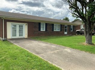 652 Kelly Way, Lebanon, KY 40033