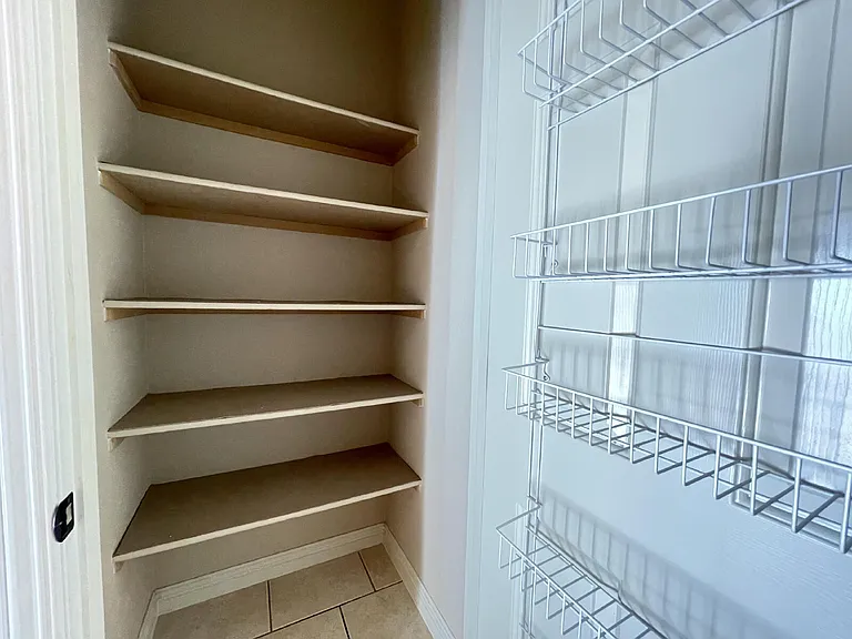 2549 Country Club Dr — Photo 20