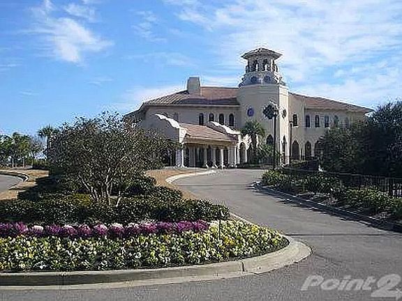 Ocean Club w locker rooms 