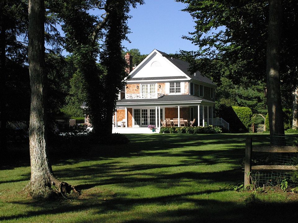 1st image of 106 Water Mill Hts
