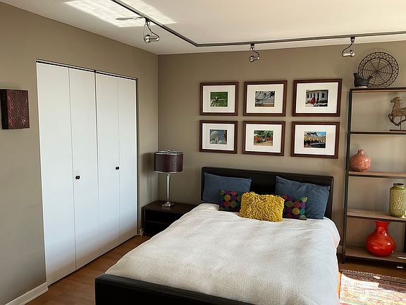5th image of 3110 N Sheridan Rd APT 1408