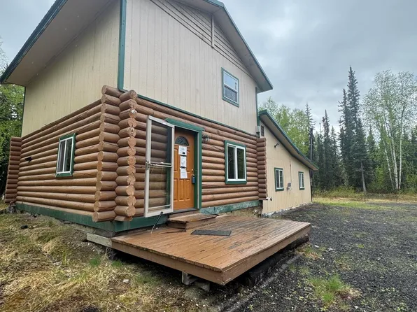 3183 Four D Ct, North Pole, AK 99705