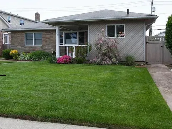 570 E Chester Street, Long Beach, NY 11561