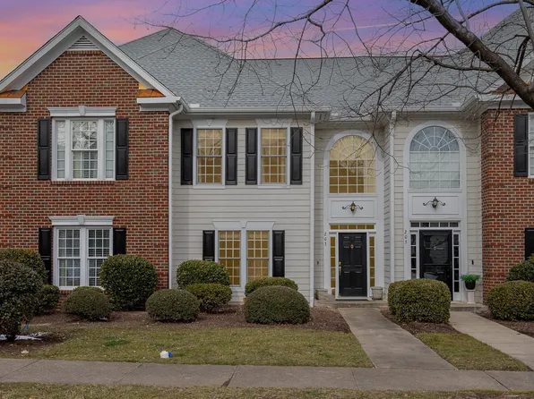 203 Anniston Ct, Cary, NC 27519