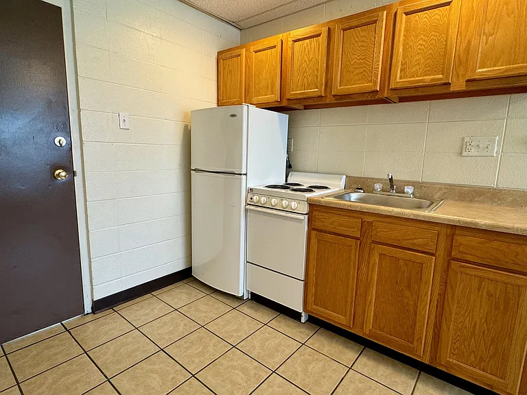 515 S Lincoln St — Photo 40