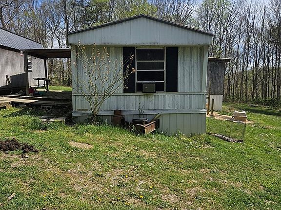 3rd image of 580 Captain Carter Rd