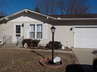 6841 S Joanne Ave, Rochelle, IL 61068