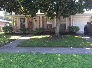 757 Deerfield Rd, Gretna, LA 70056