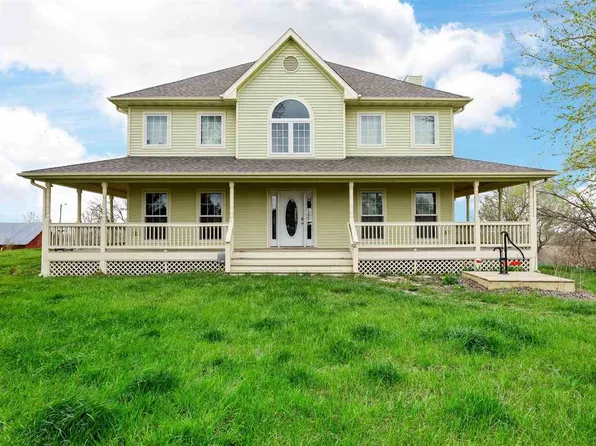 3365 480th St SW, Iowa City, IA 52240