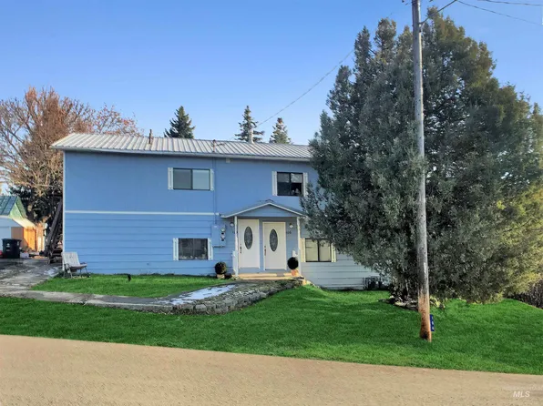 104 W A St, Troy, ID 83871