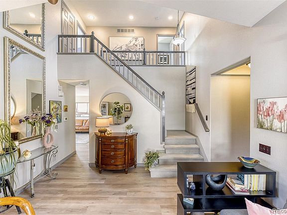 5th image of 9836 Bathurst Way