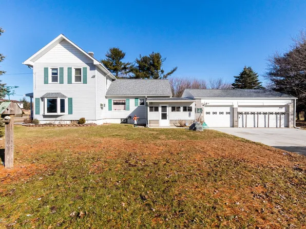 9636 Steffas Rd, Maybee, MI 48159