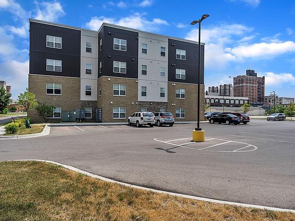 3rd image of 5 Carter St #401