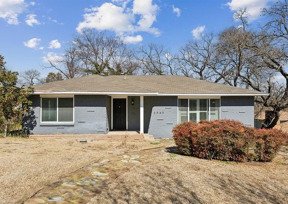 1st image of 2543 W Kiest Blvd