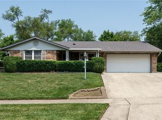 5361 Pathview Dr, Dayton, OH 45424