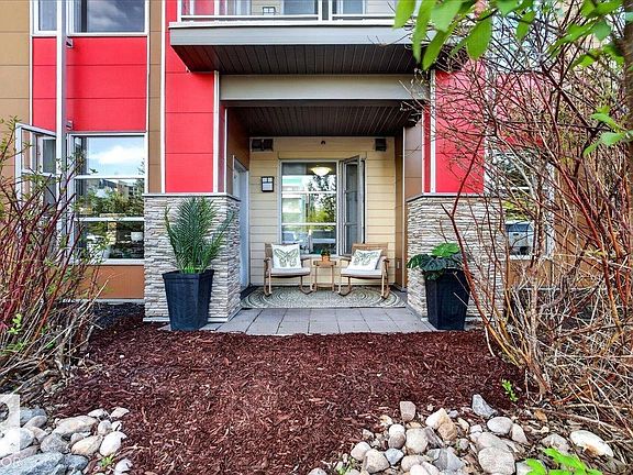 2nd image of 2590 Anderson Way SW #103