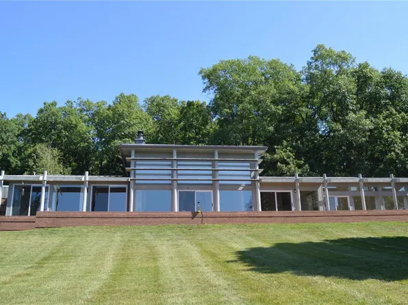 3865 Thunderbolt Ln, Pacific, MO 63069