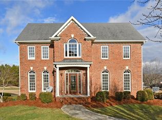 148 Broadmoor Dr, Advance, NC 27006