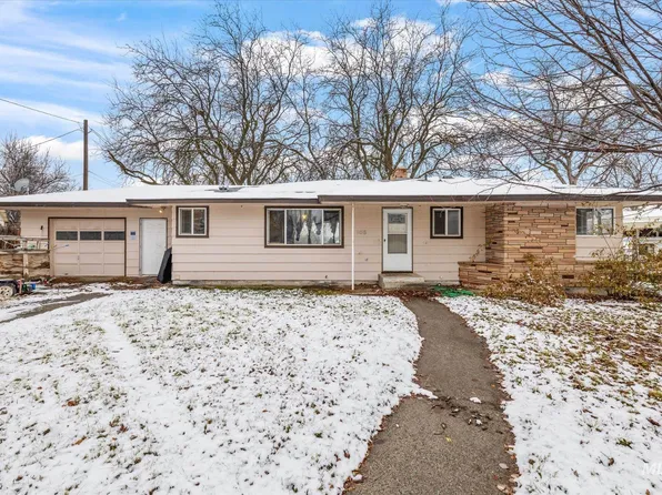 105 N 18th St, Payette, ID 83661