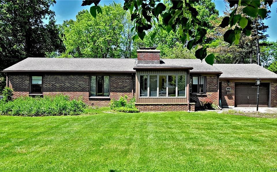1st image of 44 Gervan Dr