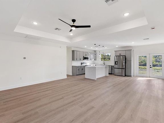 3rd image of 7335 Ancha St