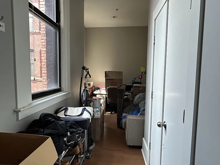 28 Adams St #204 — Photo 4