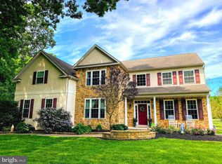 42 Lahawa Dr, Downingtown, PA 19335