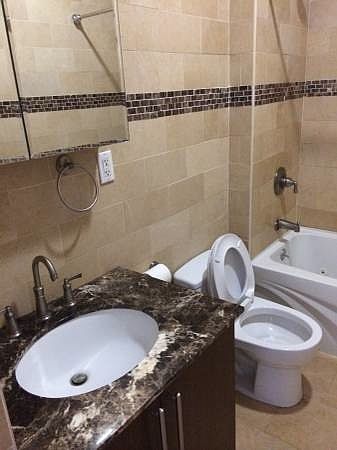 1st image of 203 27th Ave APT 2r