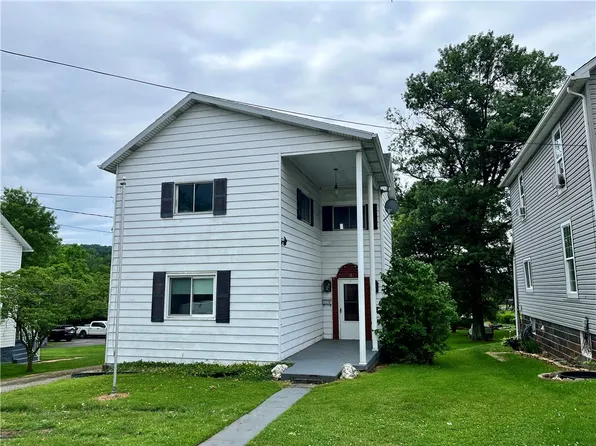 36 Deforest Ave, Fairchance, PA 15436