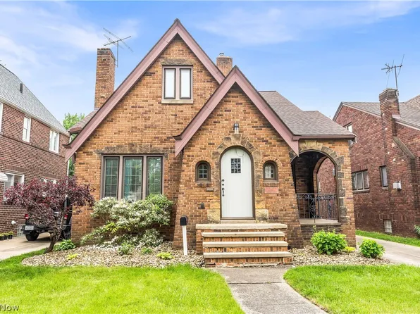 17107 Laverne Ave, Cleveland, OH 44135