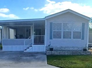 Southern Charm, Zephyrhills, FL 33541