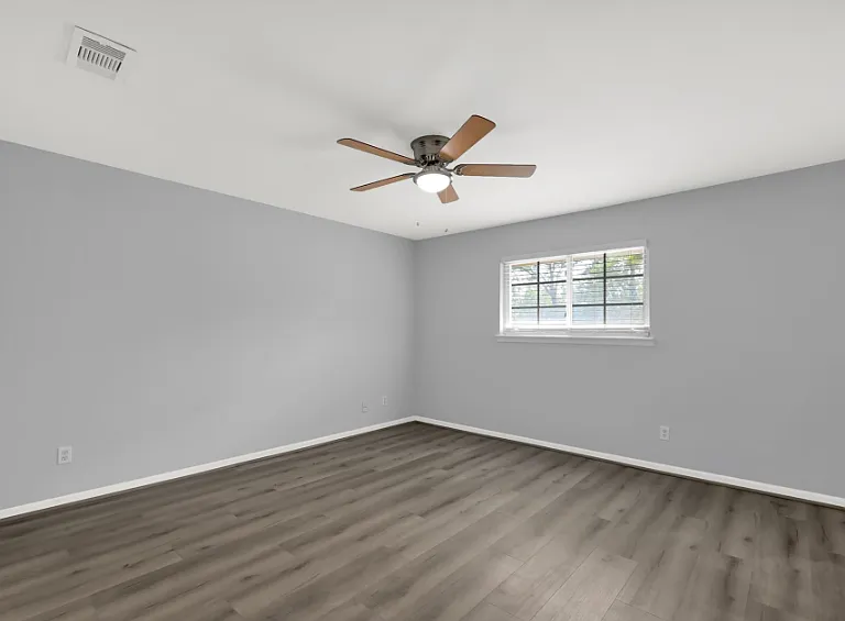 515 Tallowood Rd — Photo 14
