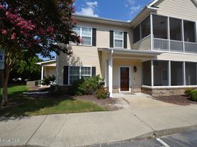 1930 Tara Ct, Greenville, NC