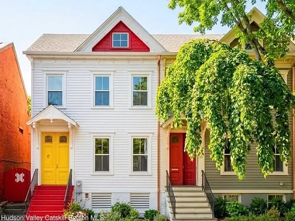 556 State Street, Hudson, NY 12534