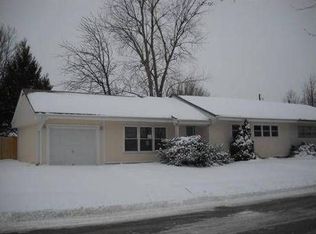400 Whisper Ln, Belton, MO 64012