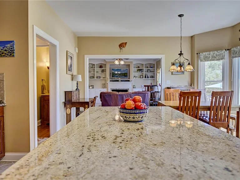 12325 Six Ponds Ln — Photo 23