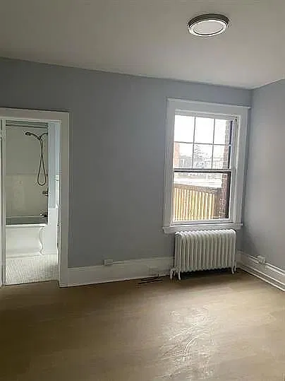 367 Hudson Ave - 3 — Photo 2