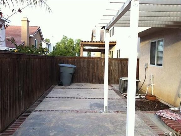 4th image of 16090 Robinson Ct