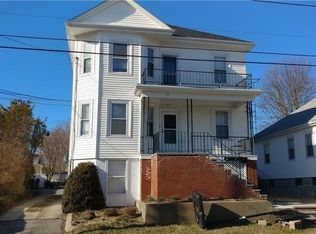 75 Naples Ave, Providence, RI 02908