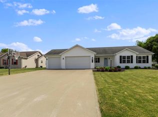 W5855 Sweet William Dr, APPLETON, WI 54915