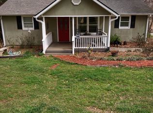 806 Pj East Rd, Covington, GA 30014