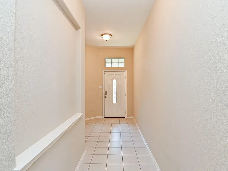 719 Levi Bnd — Photo 5