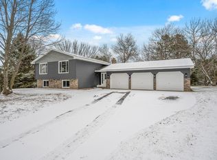 18159 Uplander St NW, Oak Grove, MN 55011
