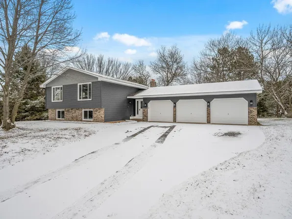 18159 Uplander St NW, Oak Grove, MN 55011