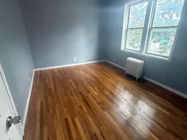 (undisclosed Address), West New York, NJ 07093