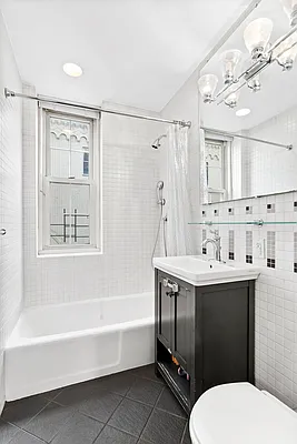 Sold by Compass | media 7