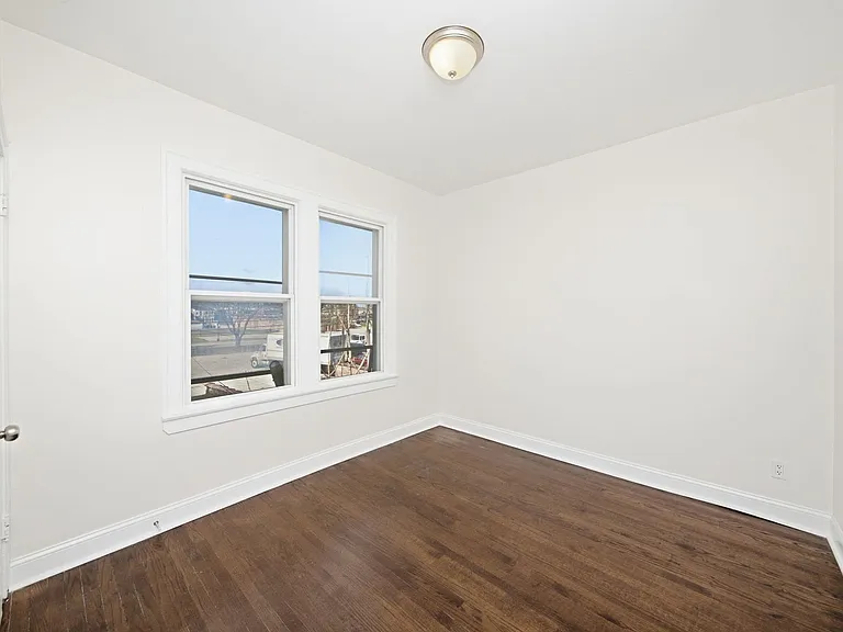 8024 S Vernon Ave #1 — Photo 13