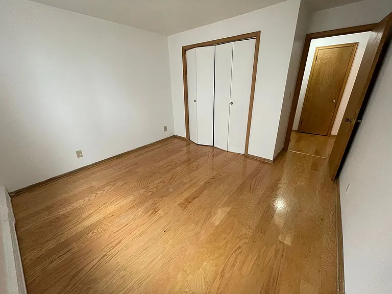 3805 Bryant Ave S — Photo 16