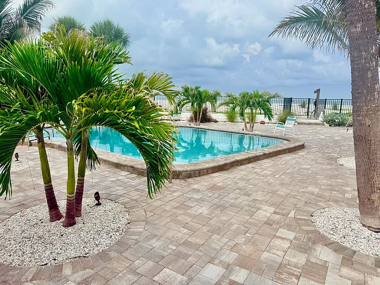 1205 Tarpon Center Dr #C4 — Photo 24