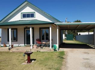 524 NW 3rd St, Laverne, OK 73848